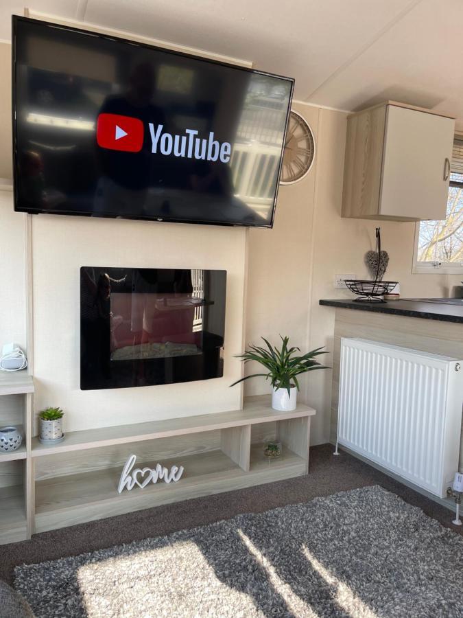 Haggerston Castle 6 Berth Caravan - Lakefield 115 Cheswick  외부 사진
